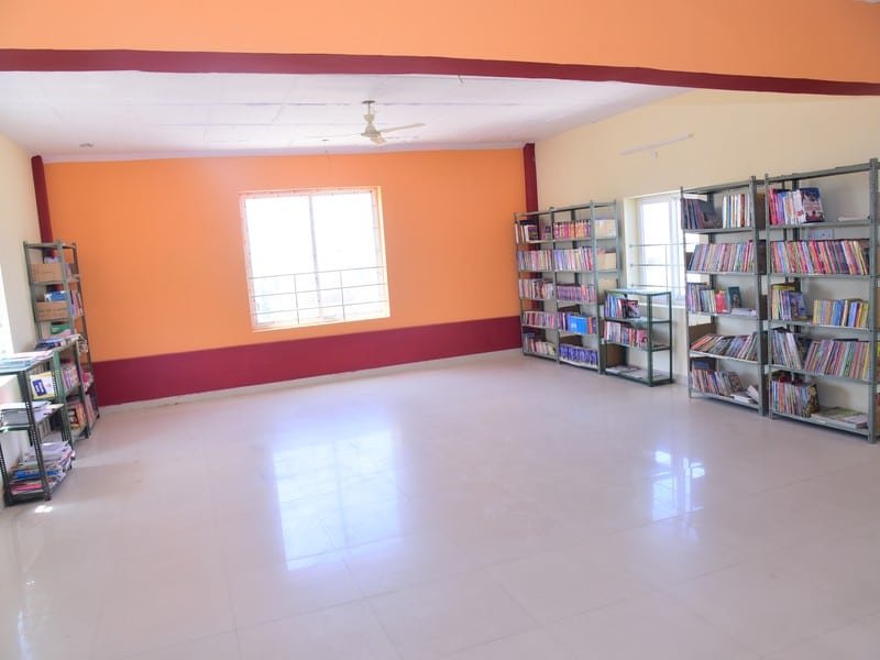Library and reading space at Dunes Academy