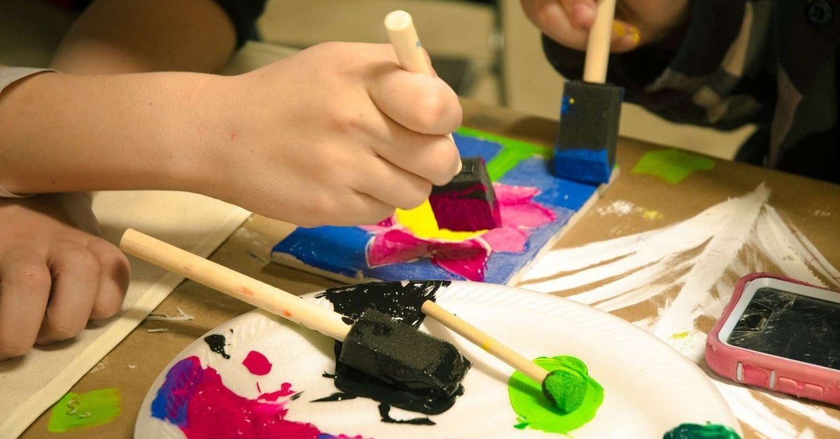 Arts crafts kids Dunes Academy co-curricular gallery