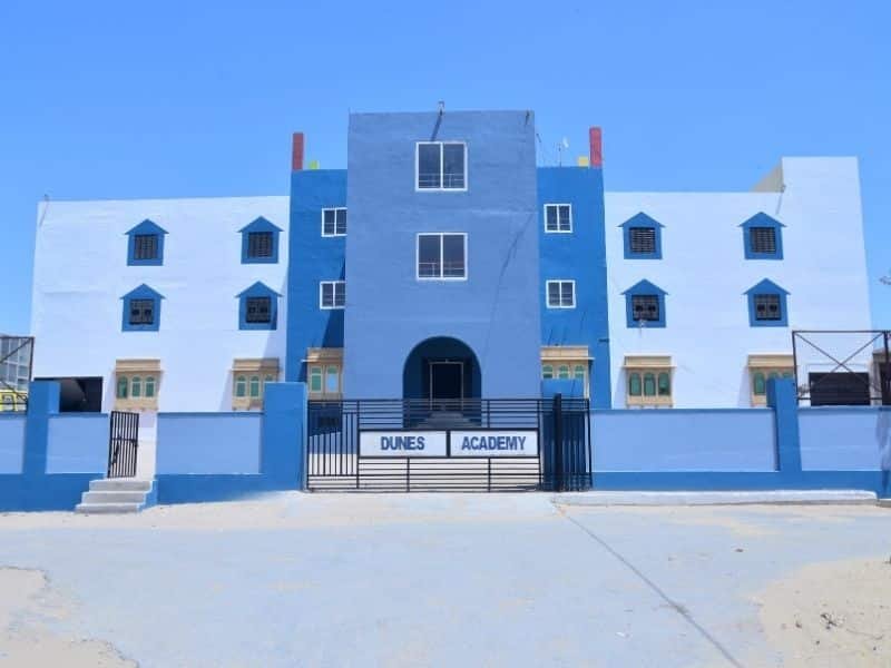 Main building of Dunes Academy